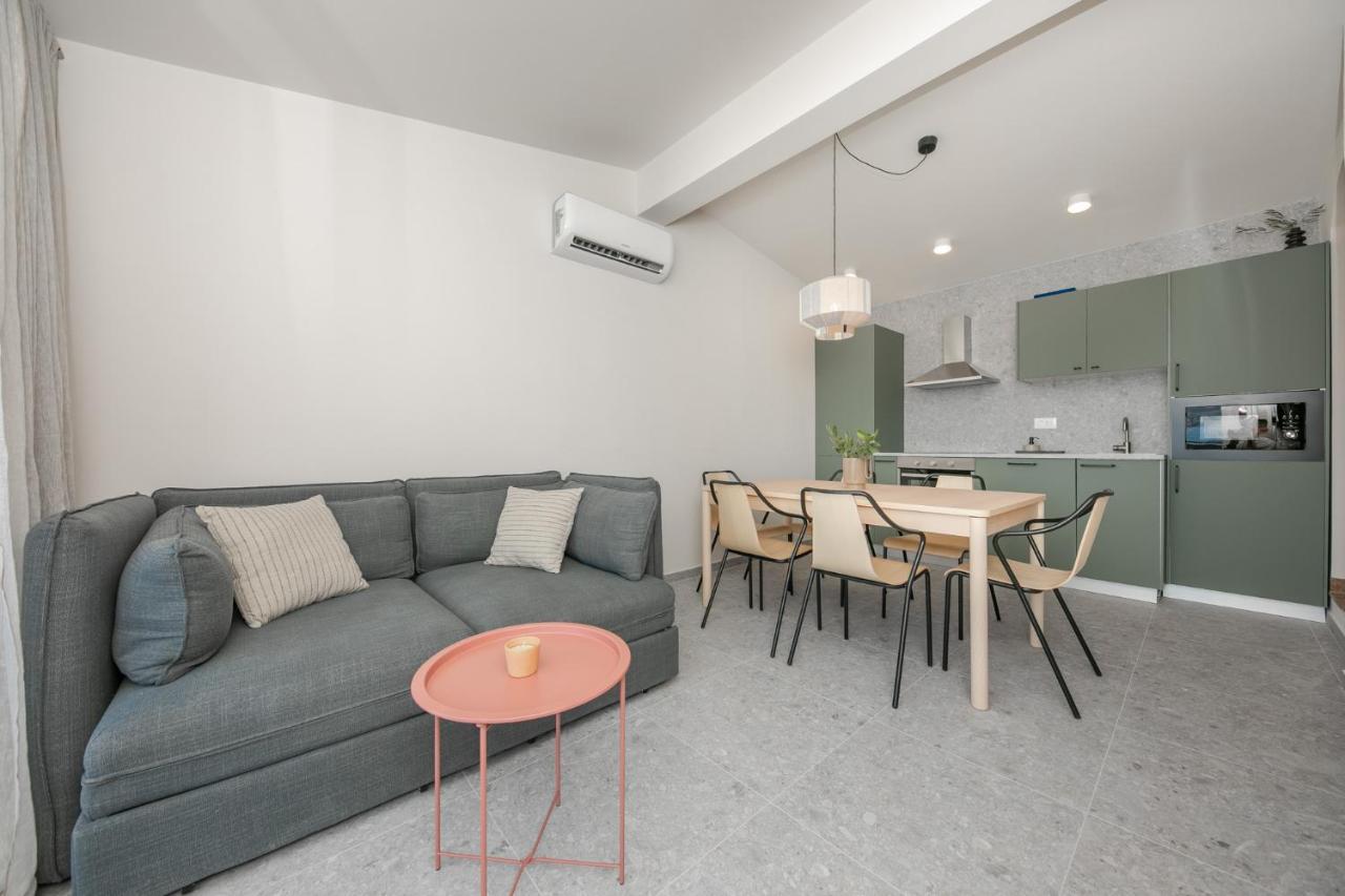 Apartments Sea Трогір Екстер'єр фото